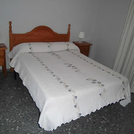 Vivienda Rural Alcazaba Kır Evi *